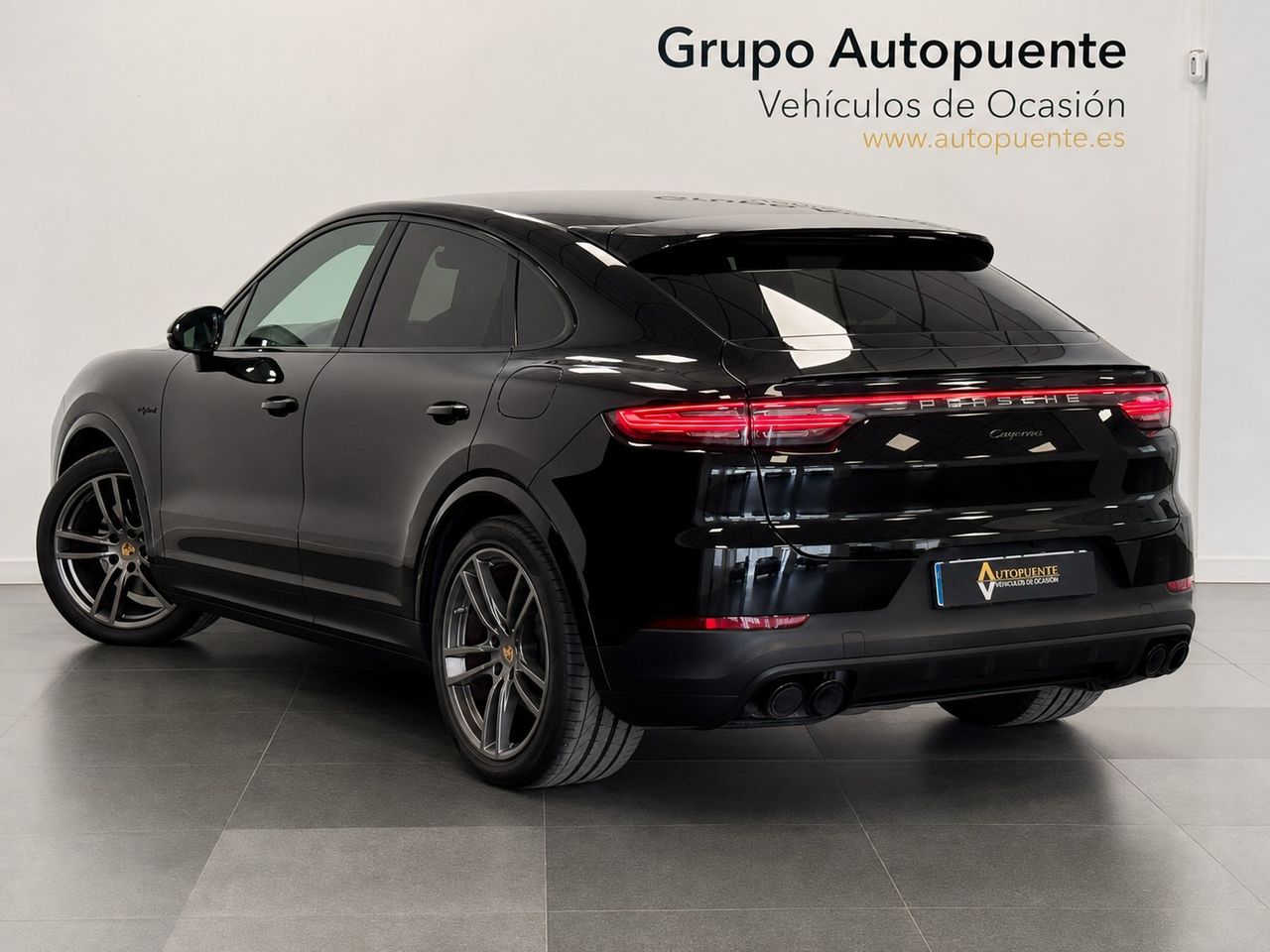 Porsche Cayenne E-HYBRID foto 5
