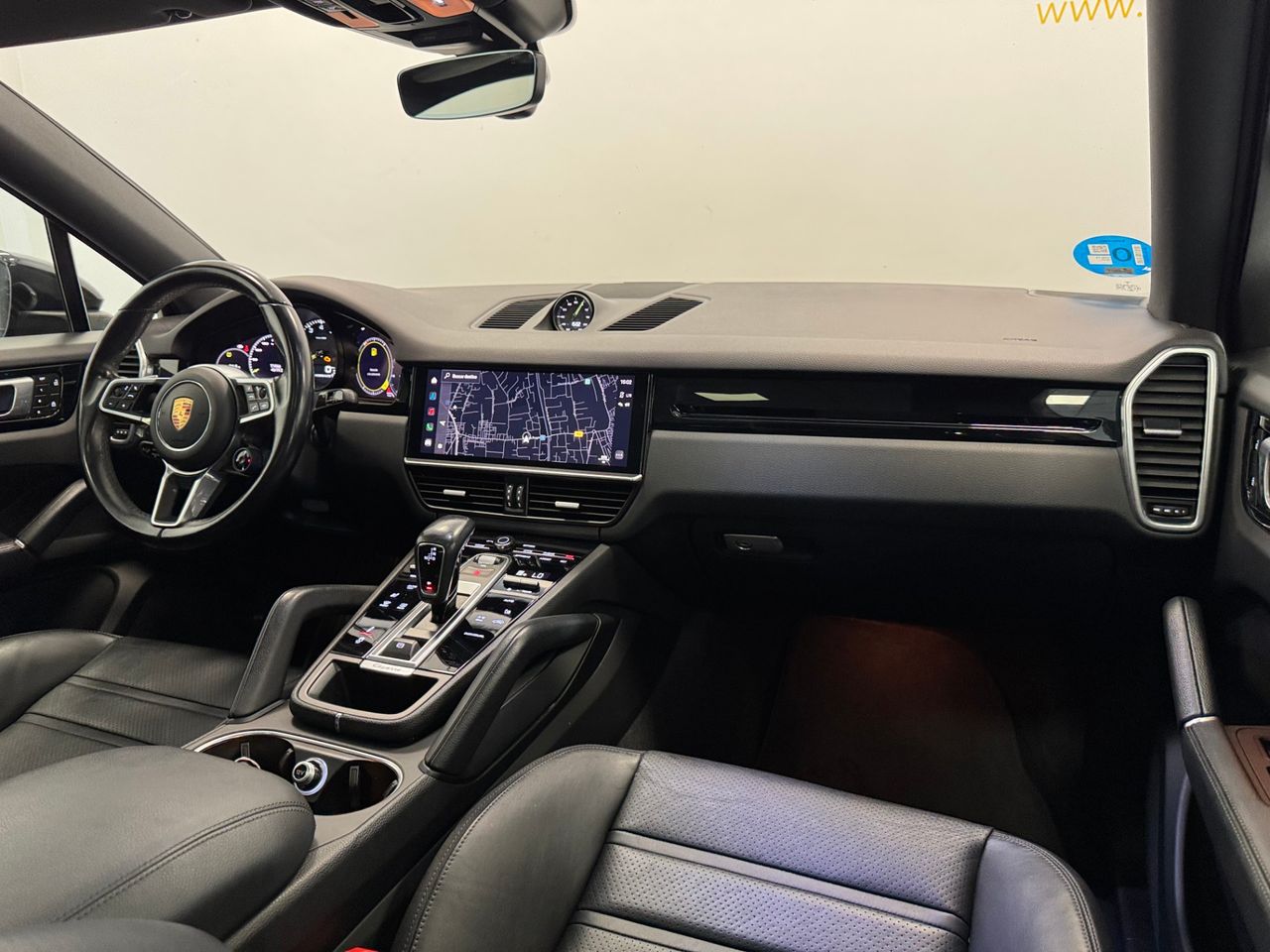 Porsche Cayenne E-HYBRID foto 11