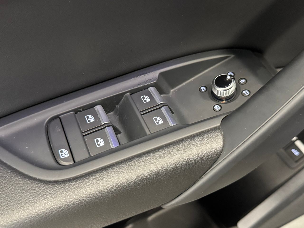 Audi Q5 55TFSI E BLACK LINE QUATTRO ULTRA miniatura 16
