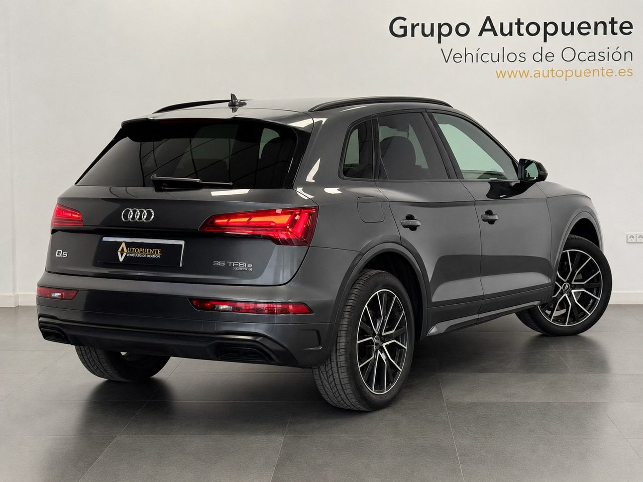 Audi Q5 55TFSI E BLACK LINE QUATTRO ULTRA miniatura 4