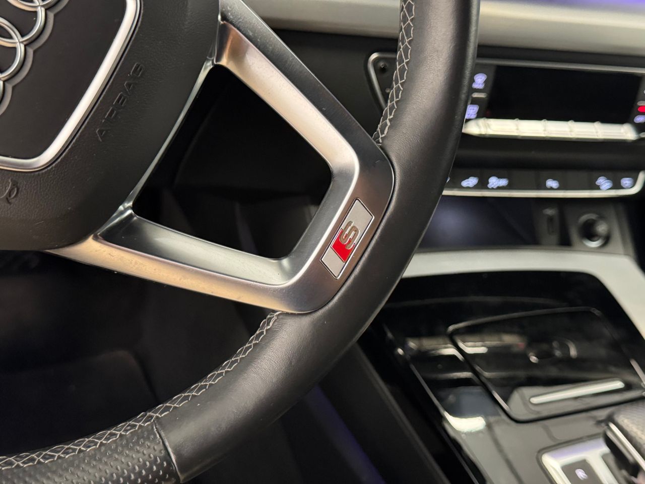 Audi Q5 55TFSI E BLACK LINE QUATTRO ULTRA miniatura 25