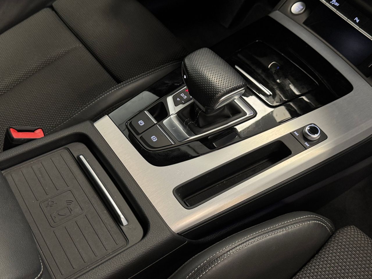 Audi Q5 55TFSI E BLACK LINE QUATTRO ULTRA miniatura 44