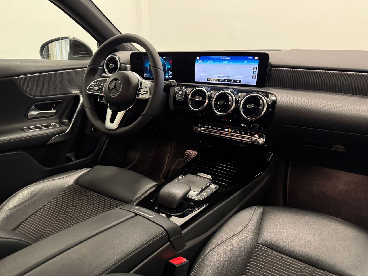 Mercedes Clase A 250E AMG miniatura 12