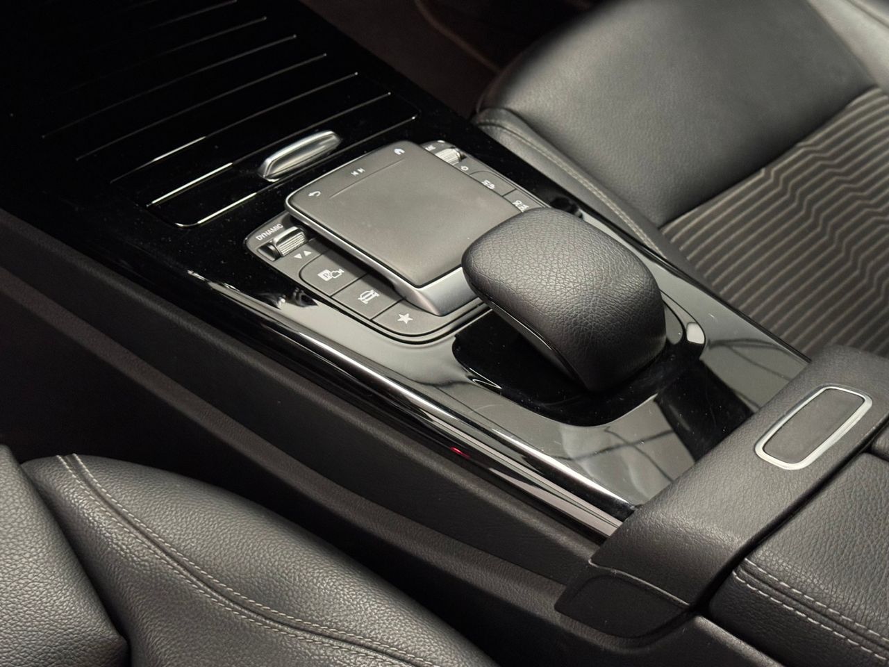 Mercedes Clase A 250E AMG miniatura 28