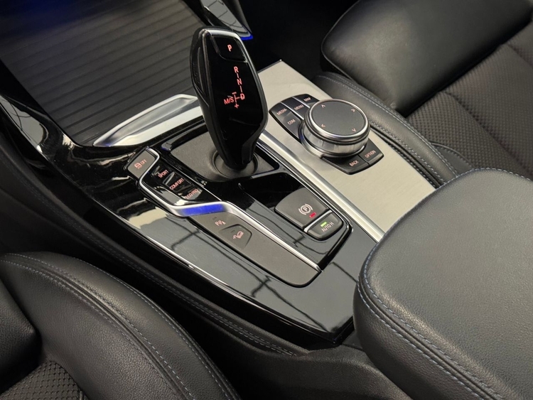 BMW X4 XDRIVE 20D M foto 25