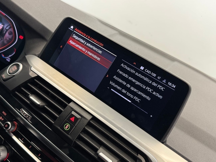 BMW X4 XDRIVE 20D M foto 38