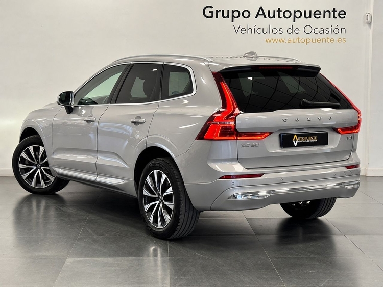 Volvo XC60 B4 D INSCRIPTION AUTO foto 5