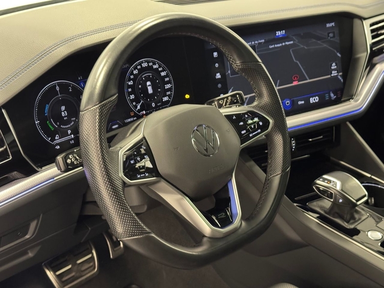 Volkswagen Touareg R  3.0 V6  foto 22