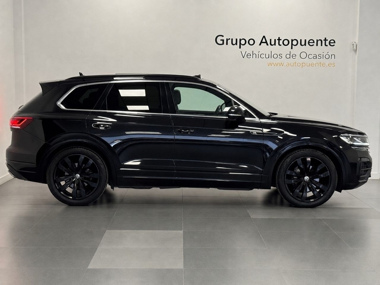 Volkswagen Touareg R-LINE 3.0 V6 TDI foto 3