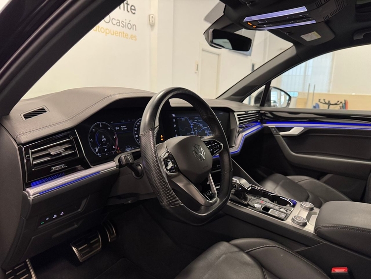 Volkswagen Touareg R-LINE 3.0 V6 TDI foto 14