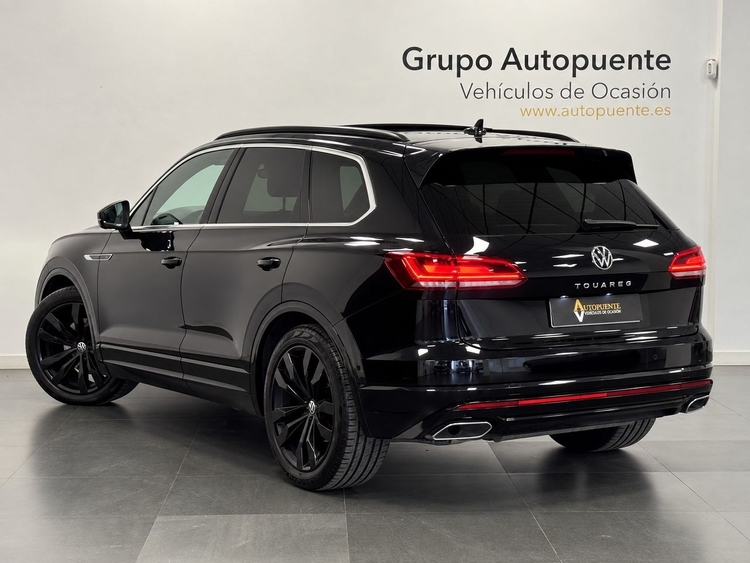 Volkswagen Touareg R-LINE 3.0 V6 TDI foto 5