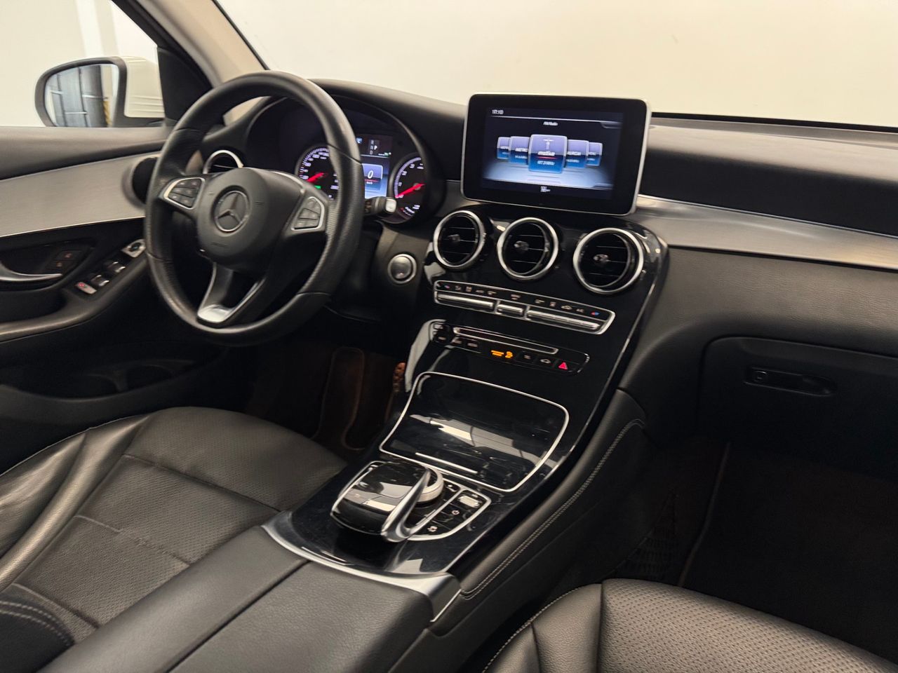 Mercedes Clase GLC AMG 350 E miniatura 12