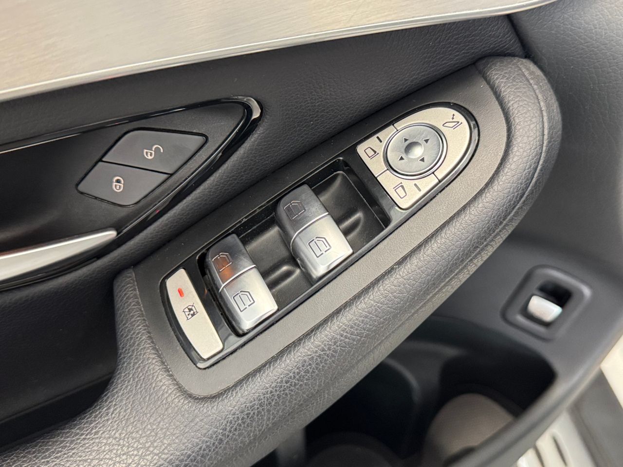 Mercedes Clase GLC AMG 350 E miniatura 15
