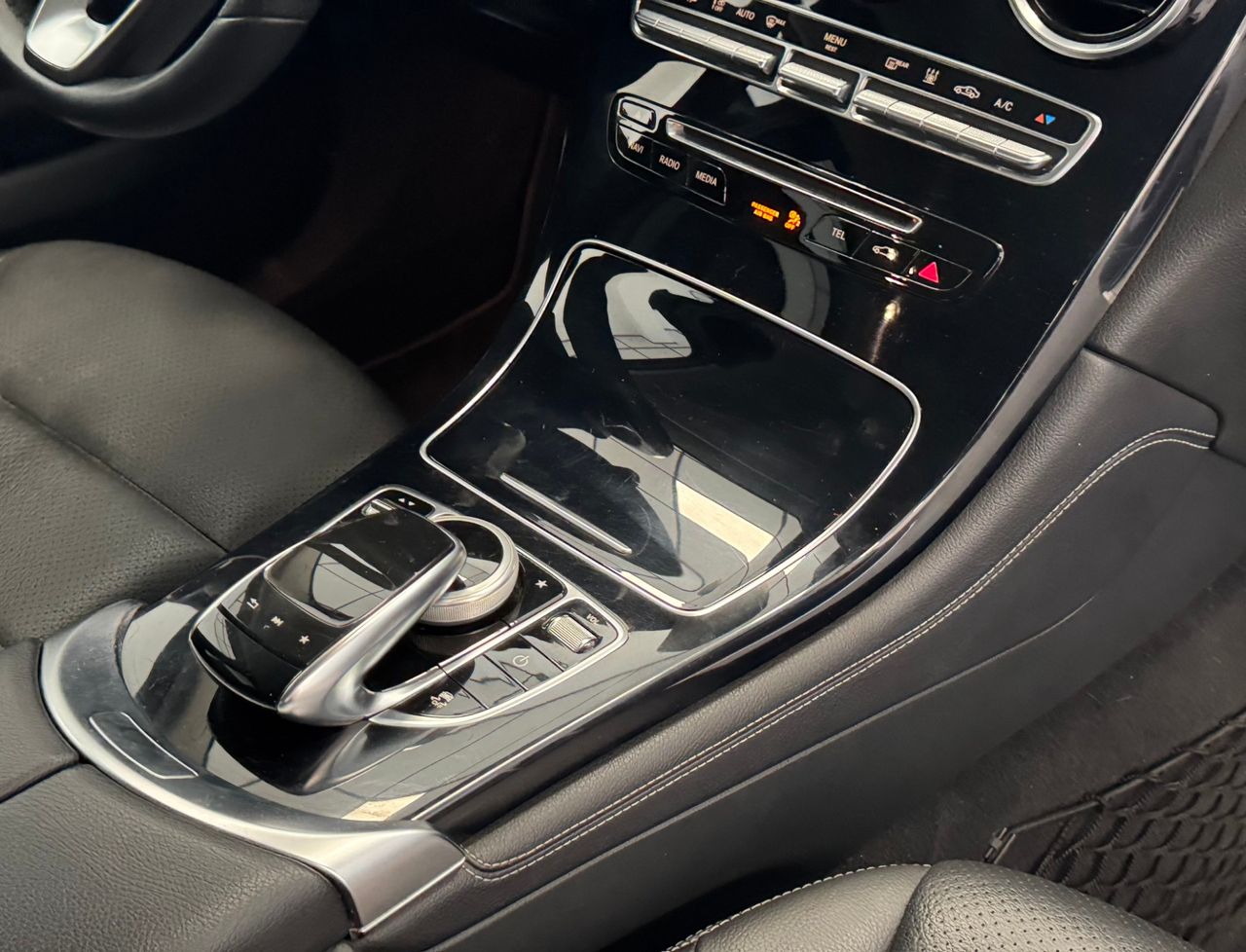 Mercedes Clase GLC AMG 350 E miniatura 26