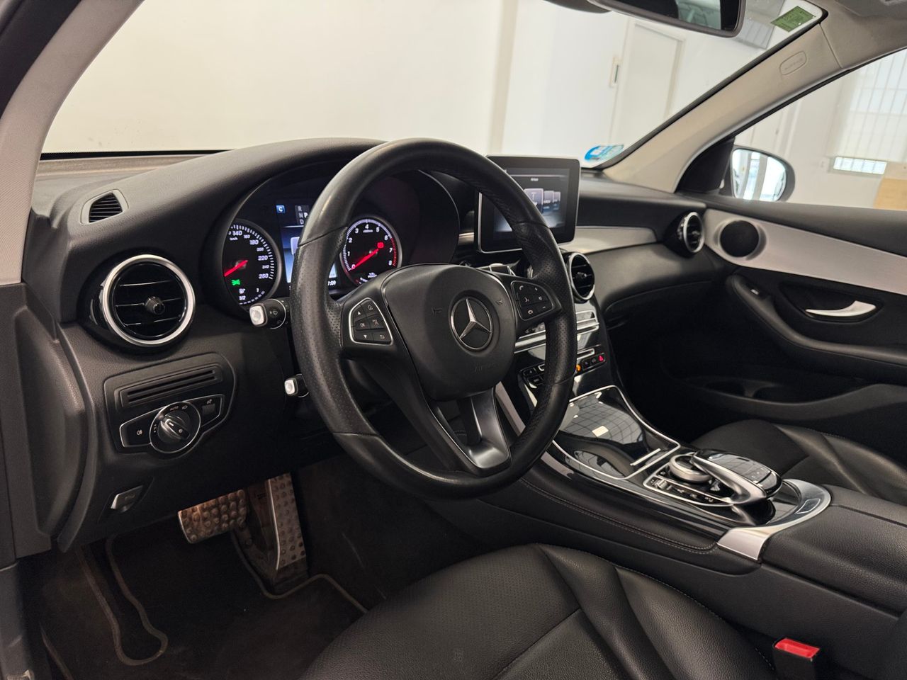 Mercedes Clase GLC AMG 350 E miniatura 8