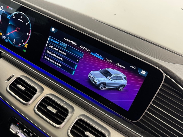 Mercedes GLE AMG 400D 4MATIC foto 40