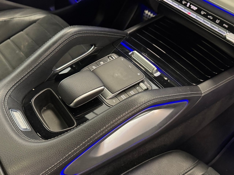 Mercedes GLE AMG 400D 4MATIC foto 44