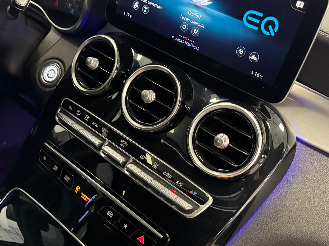 Mercedes GLC Coupé AMG 300DE miniatura 30