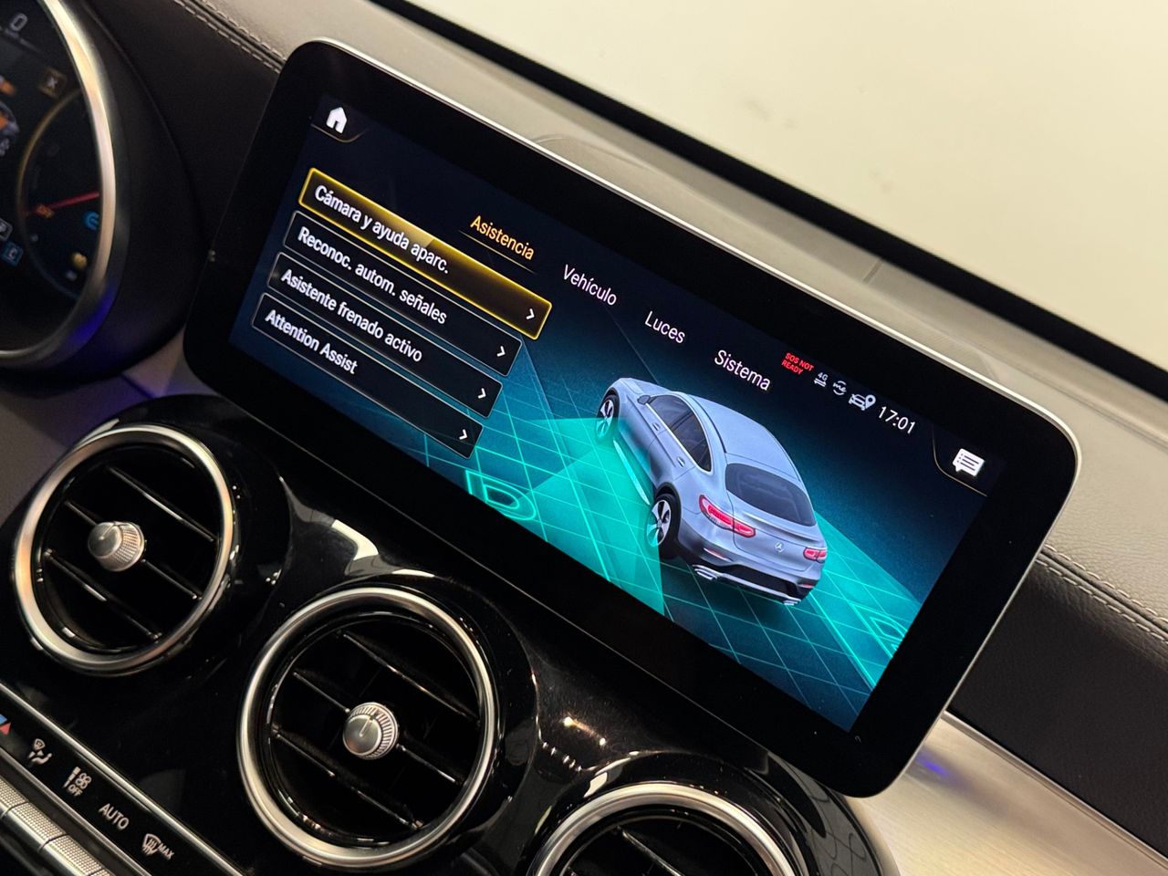 Mercedes GLC Coupé AMG 300DE foto 28