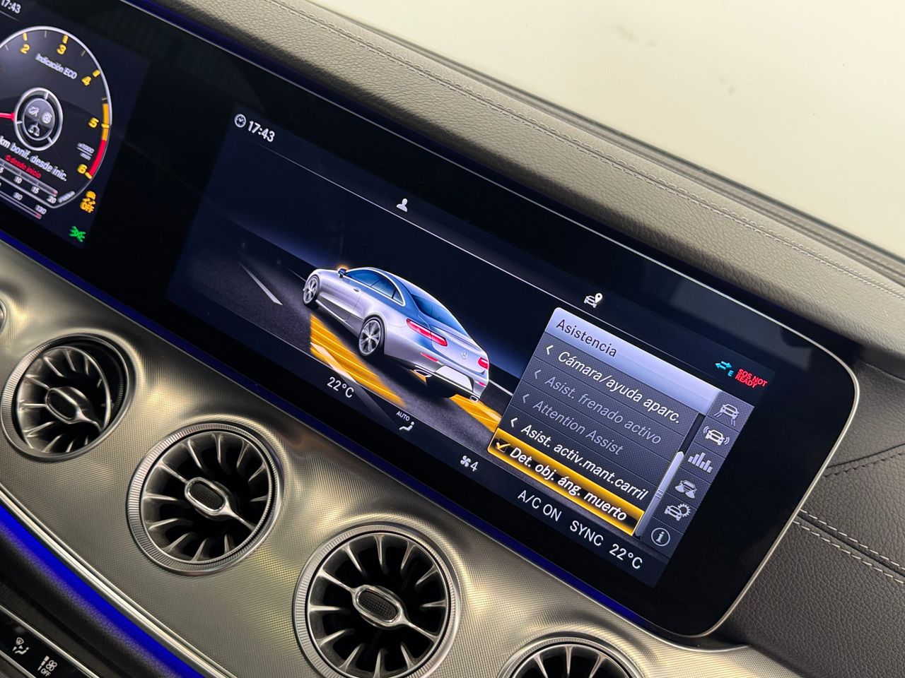 Mercedes Clase E AMG 220D miniatura 30