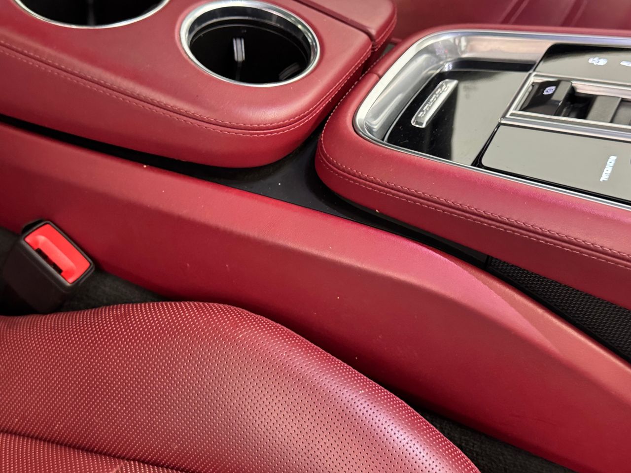 Porsche Panamera 4 E-HYBRID PLATINUM EDITION  foto 39