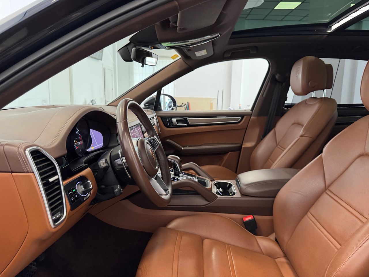 Porsche Cayenne E-HYBRID  miniatura 14