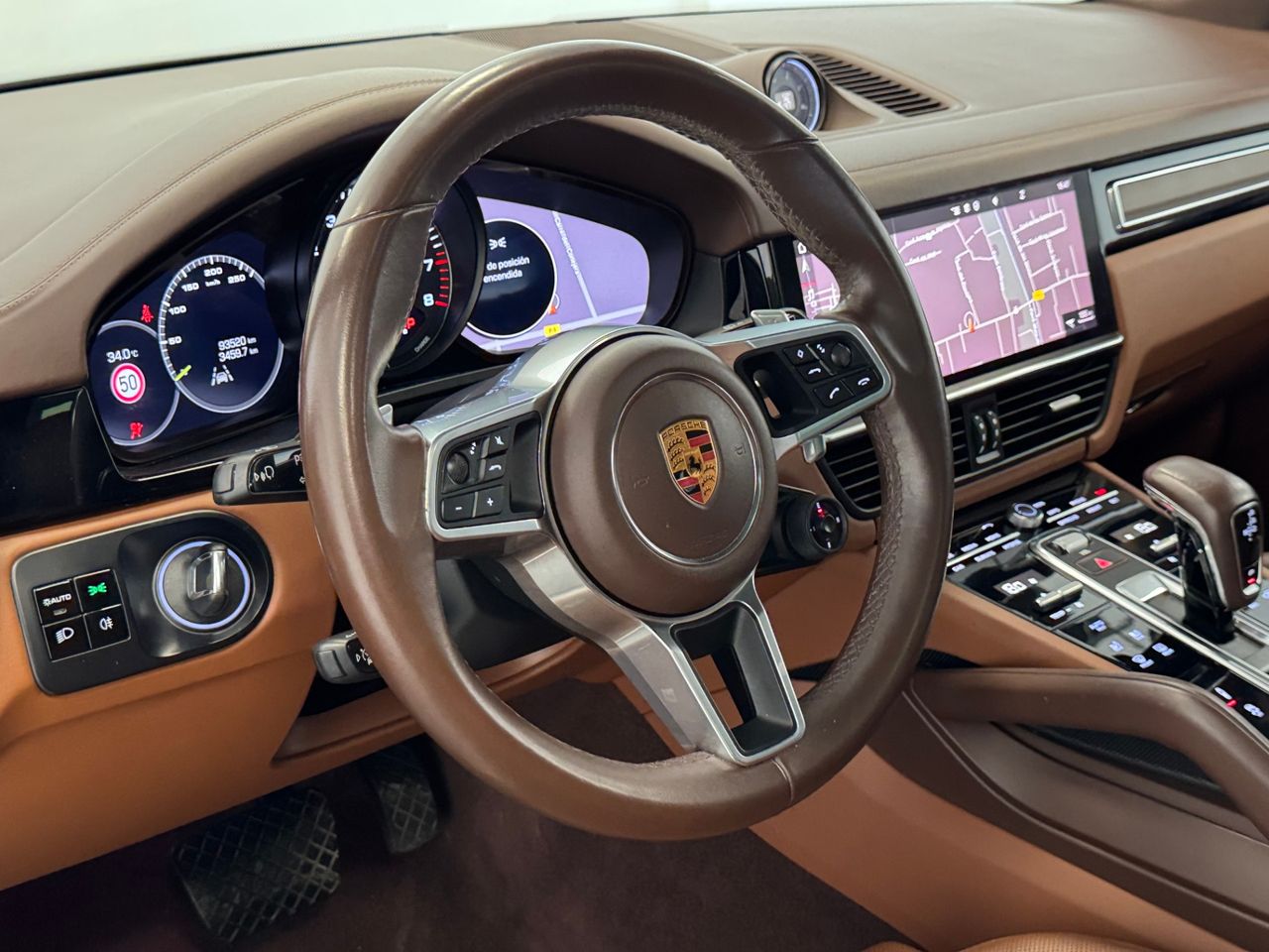 Porsche Cayenne E-HYBRID  foto 19