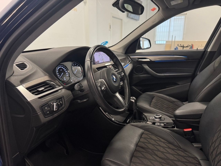 BMW X1 XLINE 25E foto 12