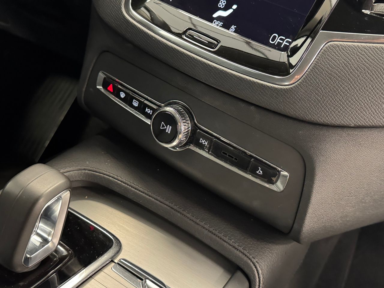 Volvo XC90 T8 RECHARGE INSCRIPTION AUTO foto 31