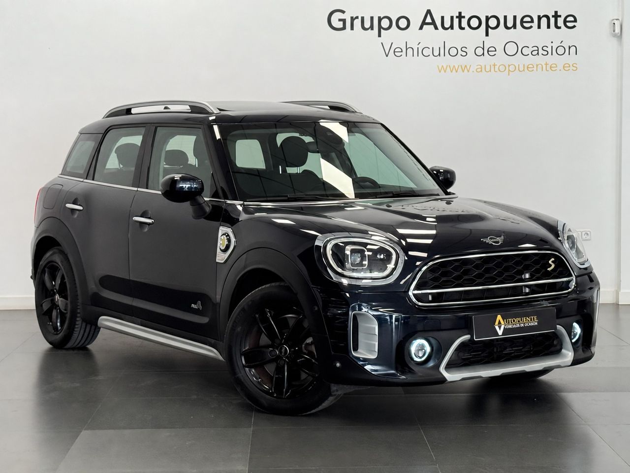 MINI Countryman COOPER SE ALL4  miniatura 2
