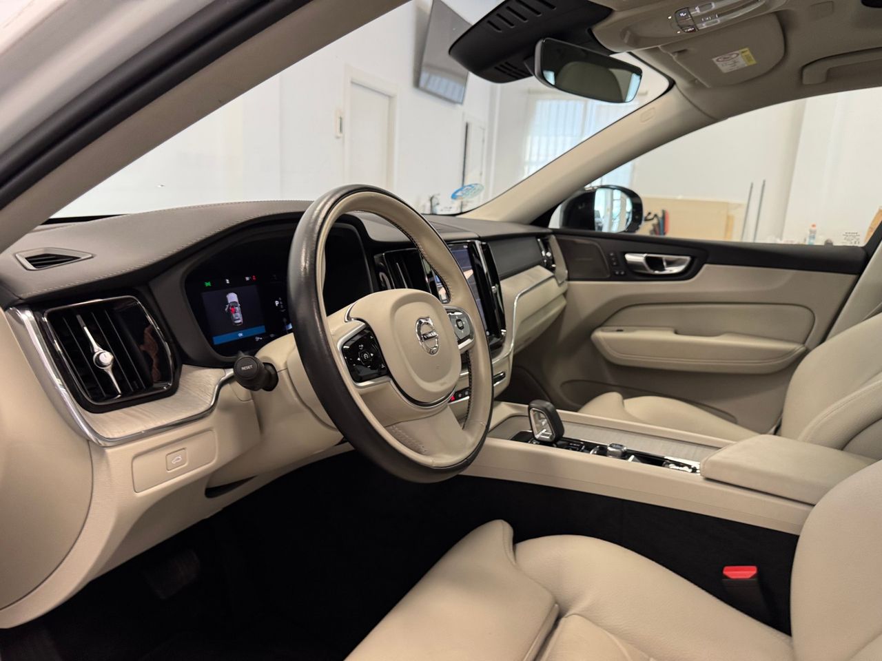 Volvo XC60 2.0 B4D ULTIMATE DARK AUTO miniatura 14