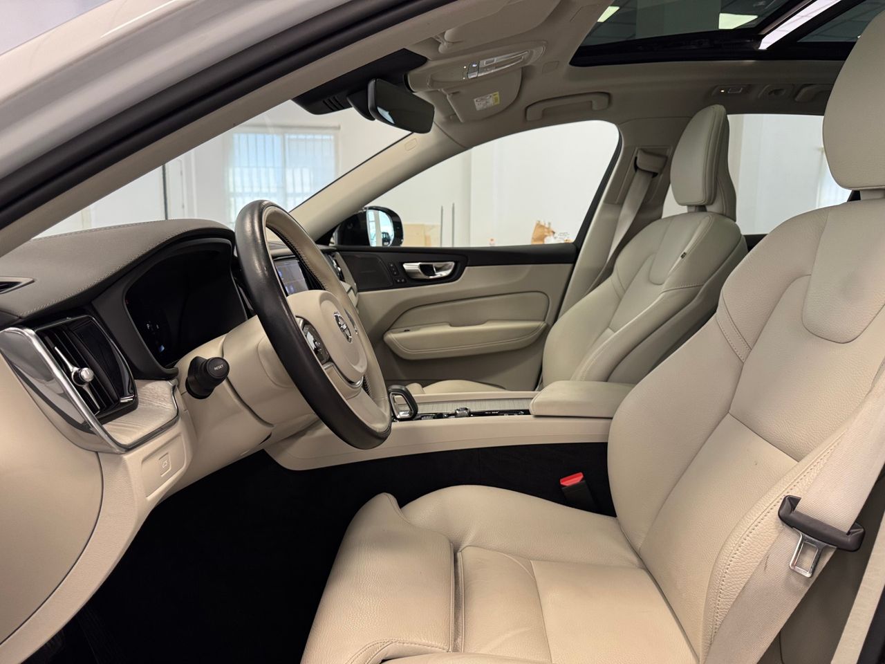 Volvo XC60 2.0 B4D ULTIMATE DARK AUTO miniatura 15