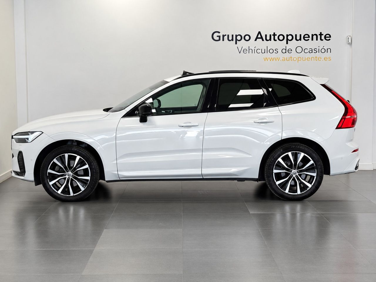 Volvo XC60 2.0 B4D ULTIMATE DARK AUTO miniatura 6
