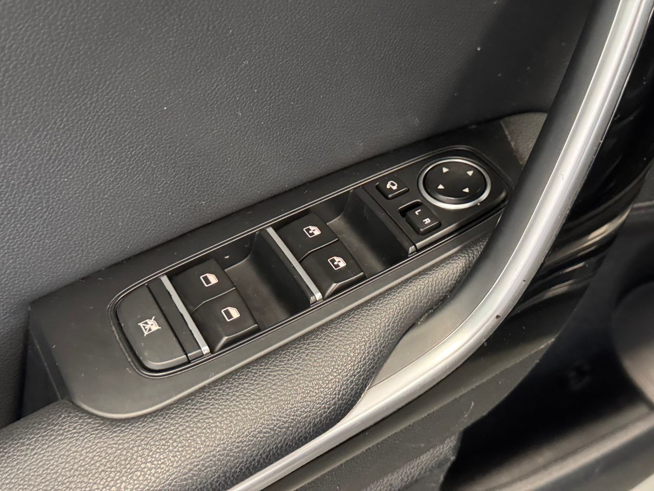 Kia Ceed E-TECH PHEV  foto 15