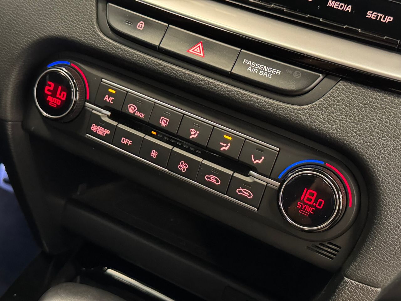 Kia Ceed E-TECH PHEV  foto 30
