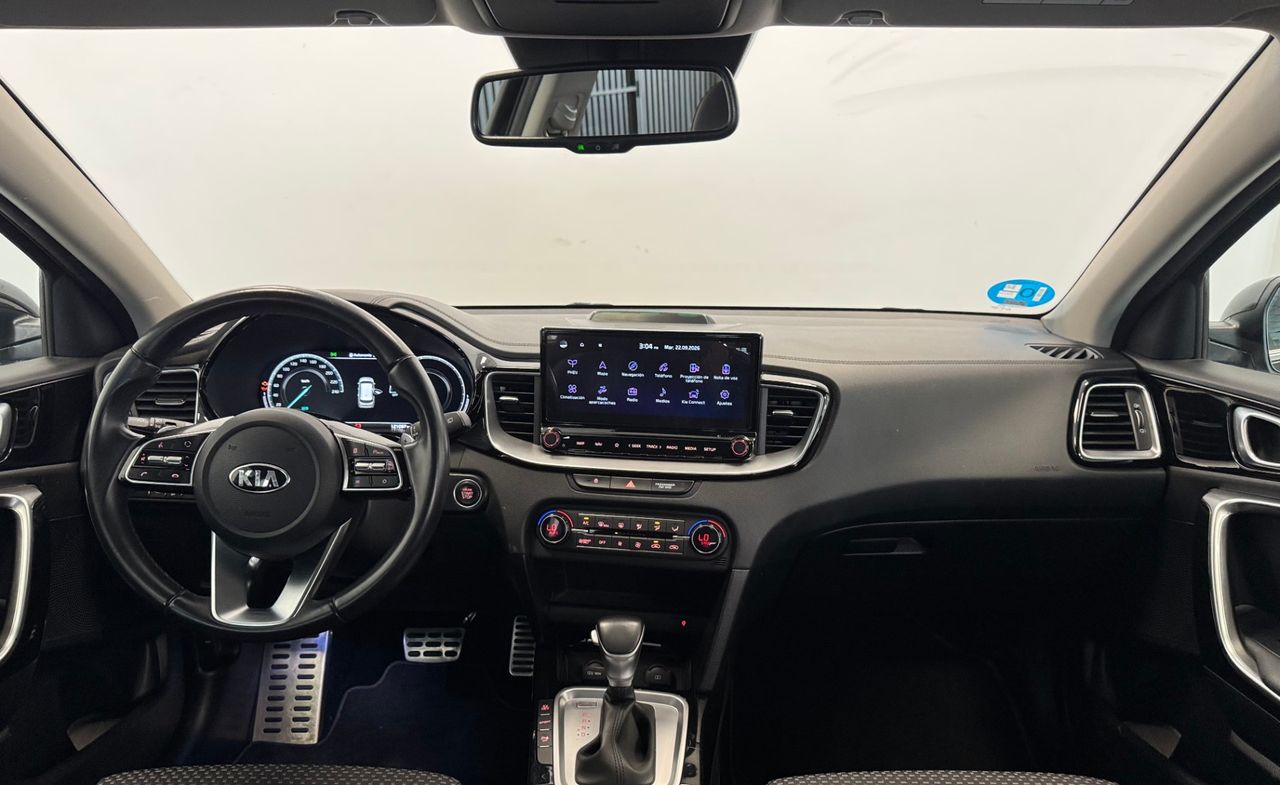 Kia Ceed E-TECH PHEV  foto 10