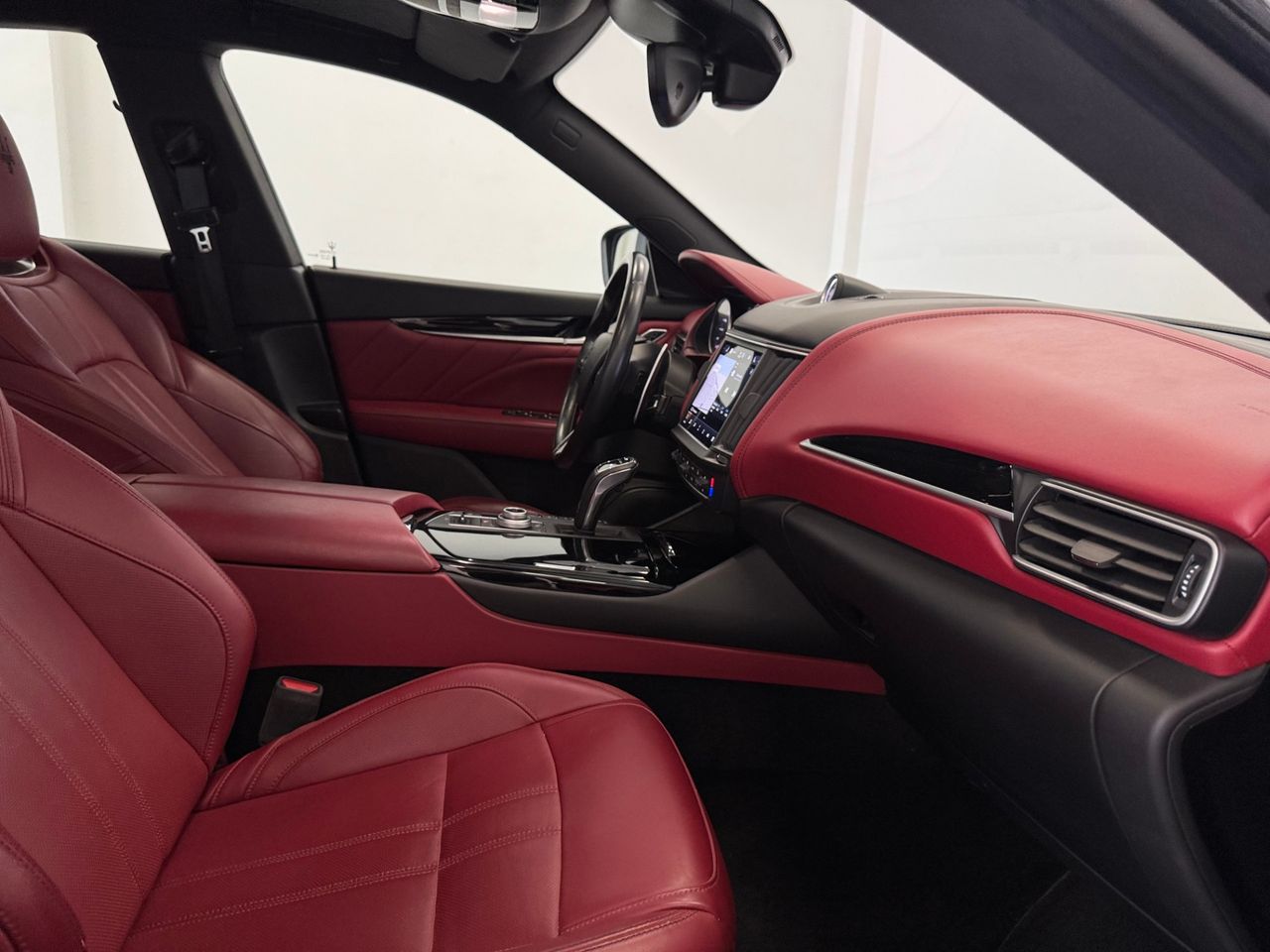 Maserati Levante GT AUTO 4WD miniatura 26