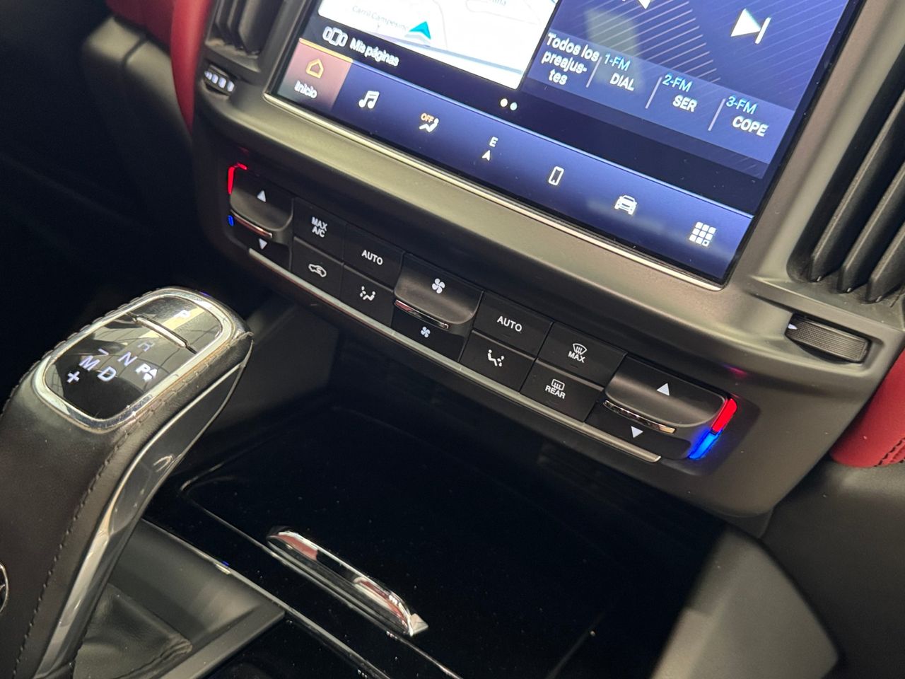 Maserati Levante GT AUTO 4WD miniatura 36