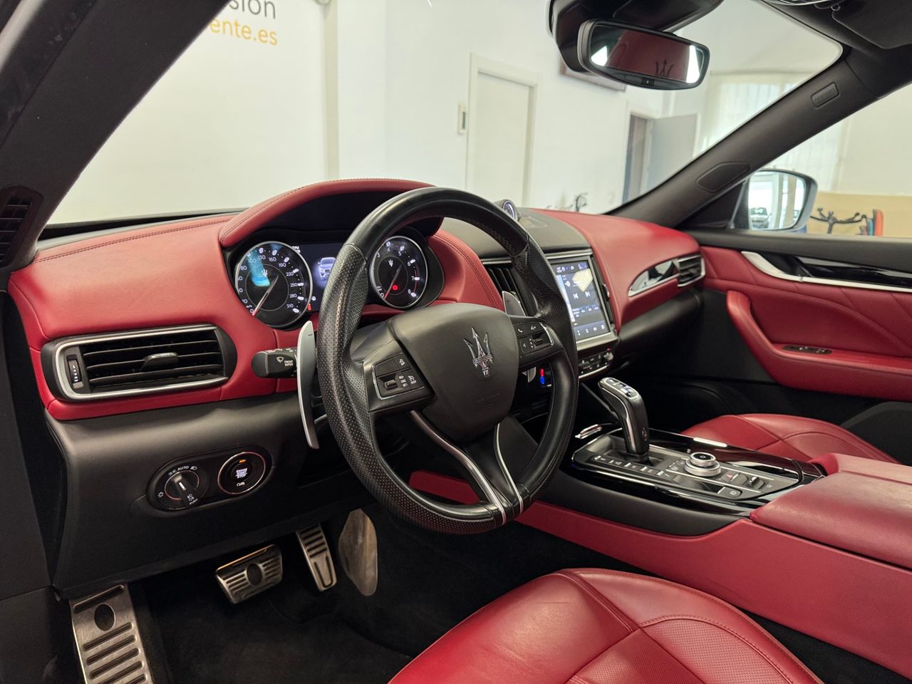 Maserati Levante GT AUTO 4WD miniatura 8