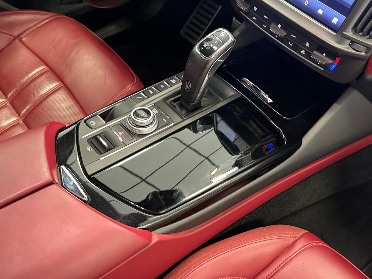 Maserati Levante GT AUTO 4WD foto 38