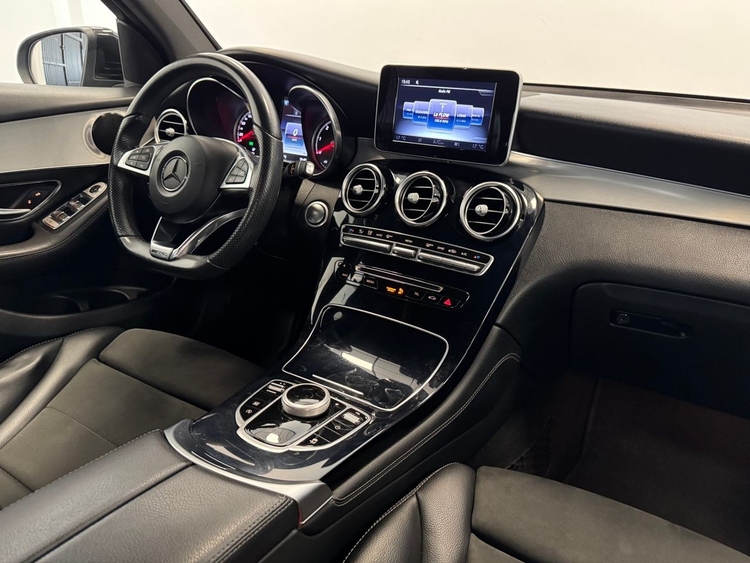 Mercedes GLC Coupé AMG foto 12