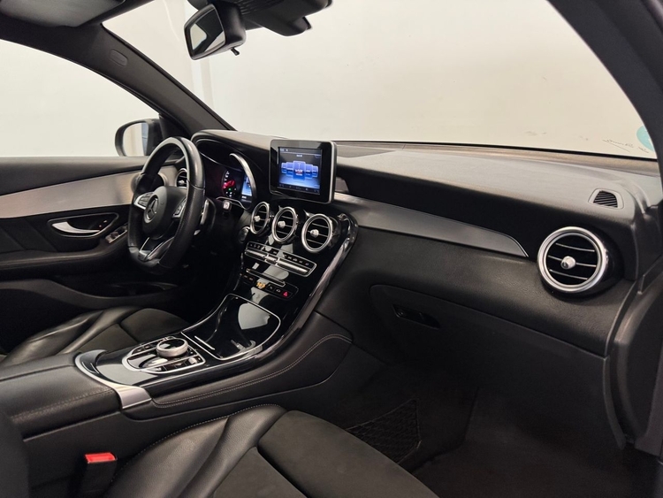 Mercedes GLC Coupé AMG foto 27