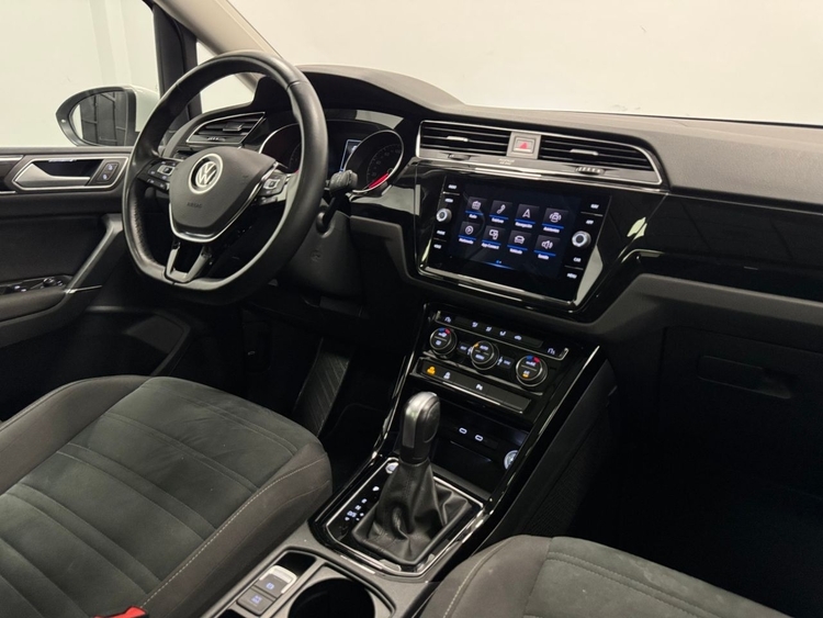 Volkswagen Touran SPORT TDI DSG foto 12