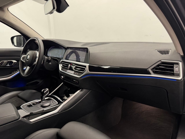 BMW Serie 3 320D AUTO foto 13