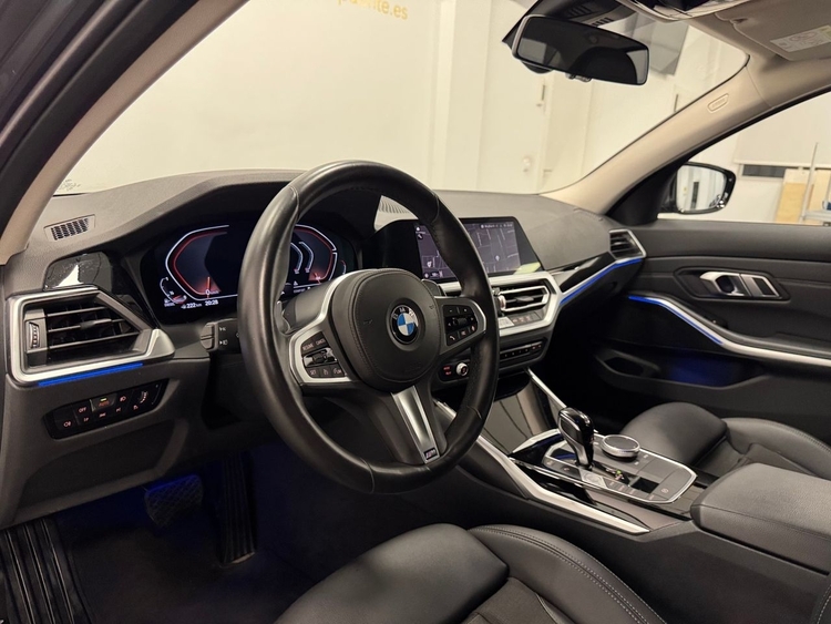 BMW Serie 3 320D AUTO foto 14