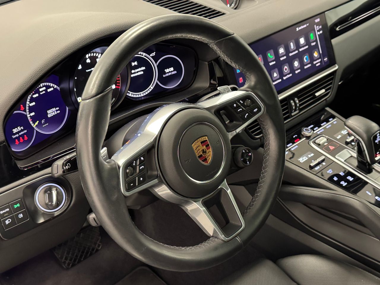 Porsche Cayenne CAYENNE COUPE E-HYBRID  foto 17