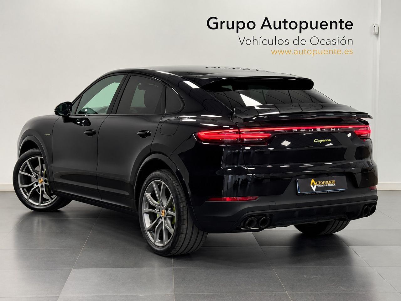 Porsche Cayenne CAYENNE COUPE E-HYBRID  foto 5