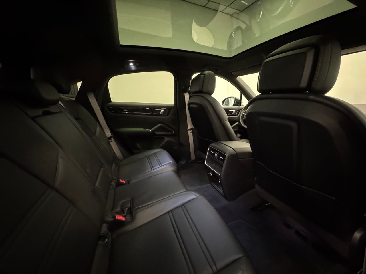 Porsche Cayenne CAYENNE COUPE E-HYBRID  foto 42