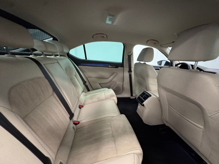 Skoda Superb STYLE PLUS  foto 31