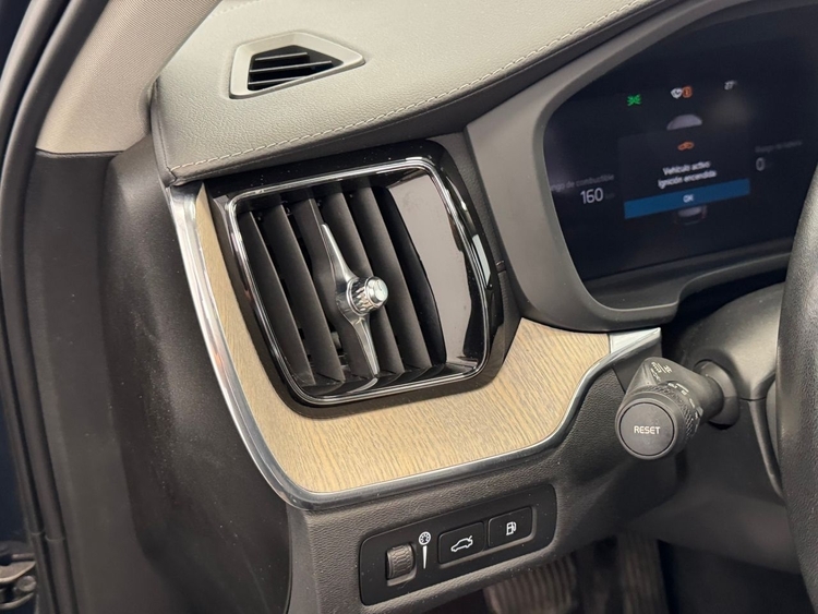 Volvo XC60 T6 AWD RECHARGE INSCRIPTION AUTO foto 15